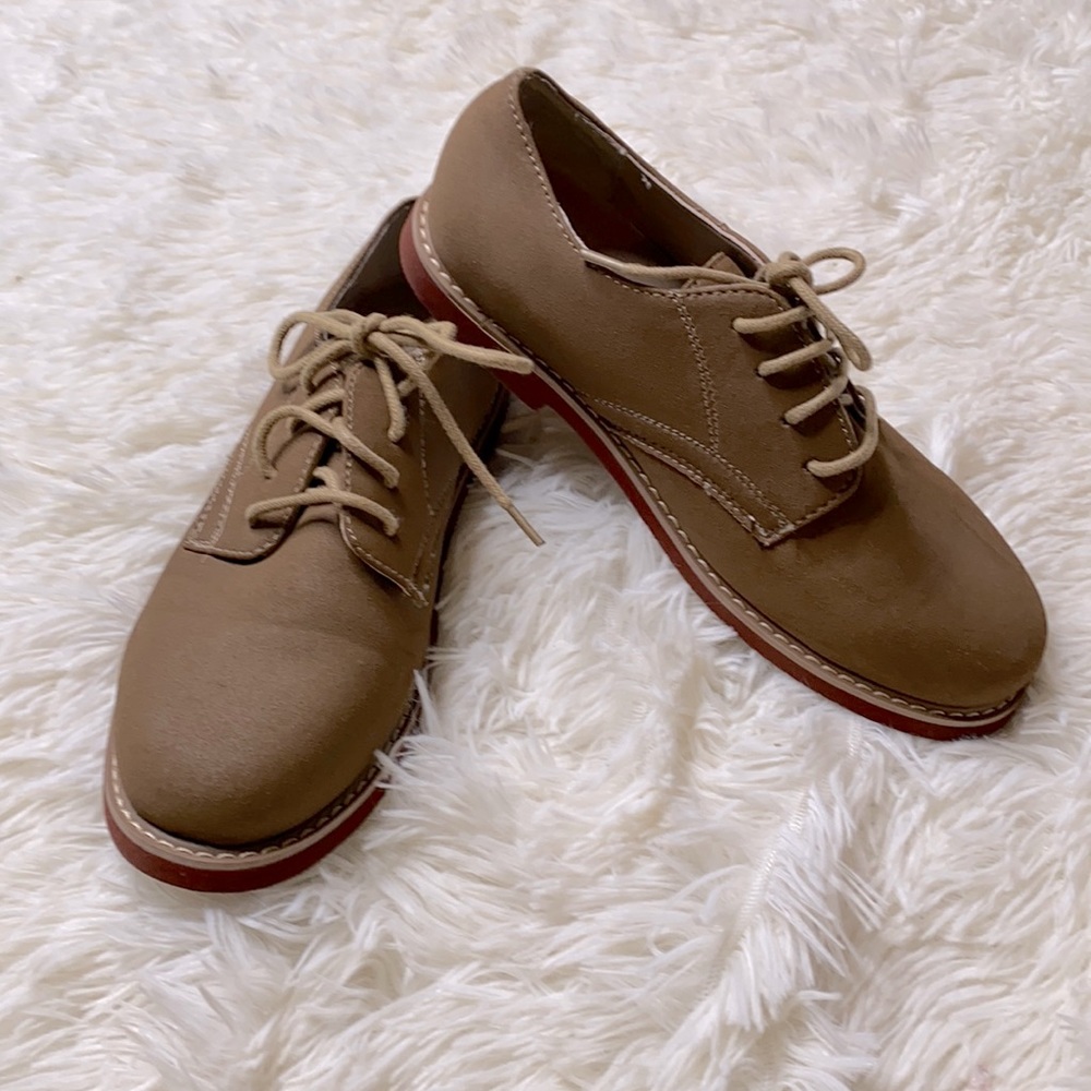 Perry Ellis Brown Burgundy Bottom Shoes Boy’s Size 2